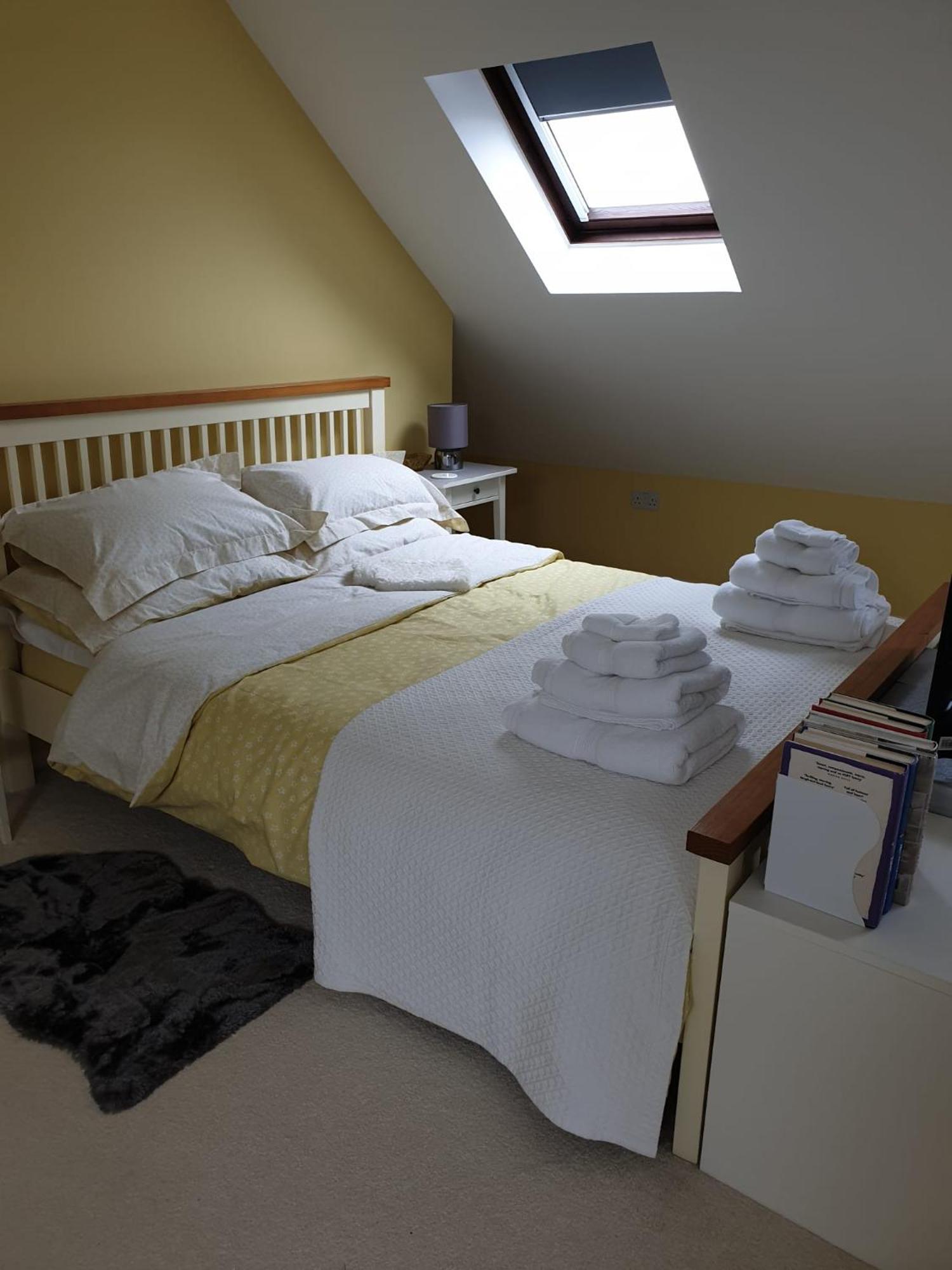 The Old Cornstore A Beautiful Suite Overlooking The Sea Drummore Extérieur photo
